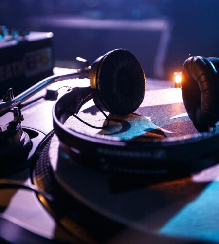 Cum să alegi sunetul potrivit pentru evenimentul tău: Potrivește muzica cu ocazia